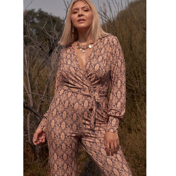 Plus Size Python Print Jumpsuit NWT - Picture 4 of 5